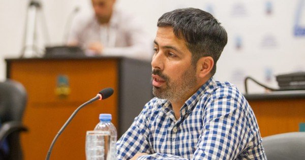 “Yo creo que es el momento de ponernos al frente del problema”