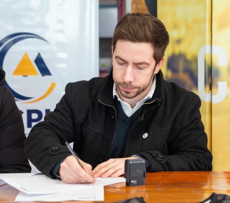 La SCPL mantiene el pago corriente al día con CAMMESA y propone la regularización total de la deuda