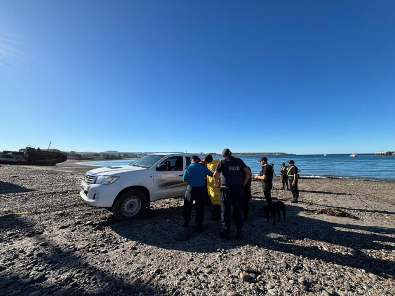 Era prófugo de la Justicia y lo encontraron en una playa de Caleta Córdova