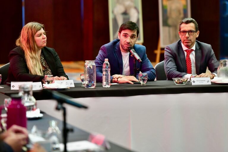 Torres: “Chubut logró dar vuelta la página y ser modelo en la lucha contra la corrupción”