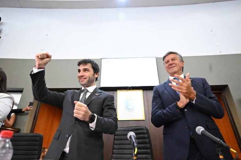  “Vamos a recuperar la identidad de ser chubutenses, defendiendo siempre los intereses de nuestra provincia”