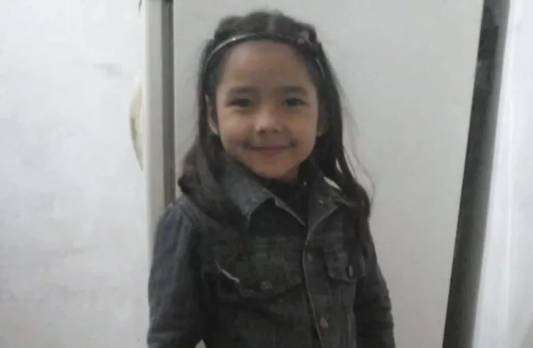 La madre de la nena que apareció muerta seguirá presa: creen que la dejó agonizando para ir a los corsos