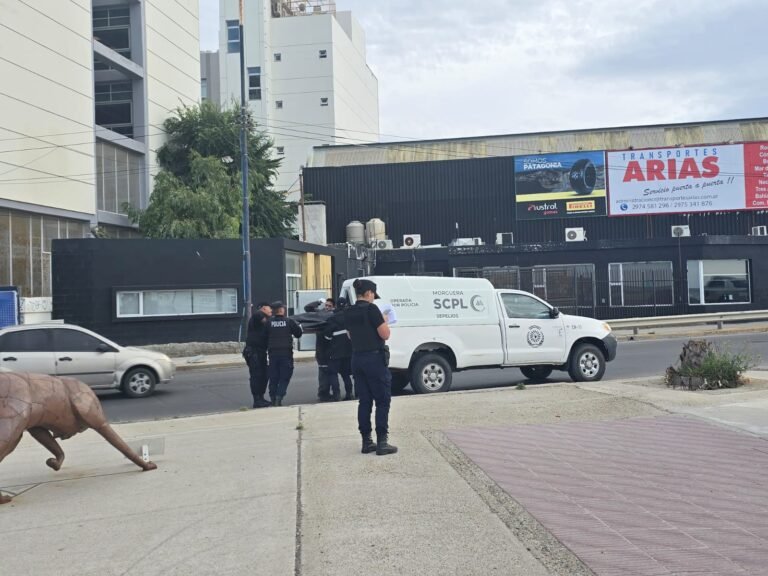 El hombre encontrado sin vida en el Paseo Costero murió por ahogamiento 