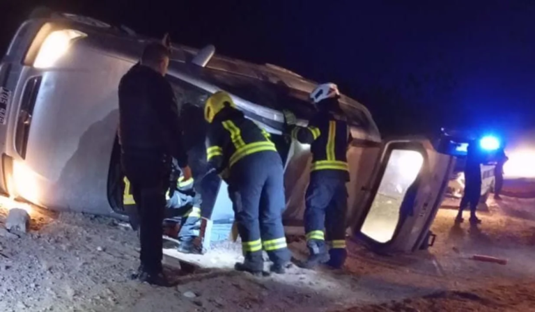 Una menor de 13 años volcó en una ruta y tuvo que ser rescatada por Bomberos