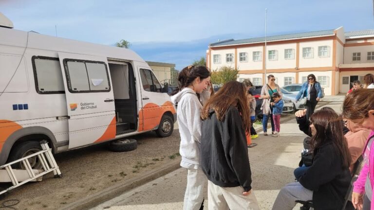 En marzo, se realizaron más de 630 trámites de documentación a través del Registro Civil móvil