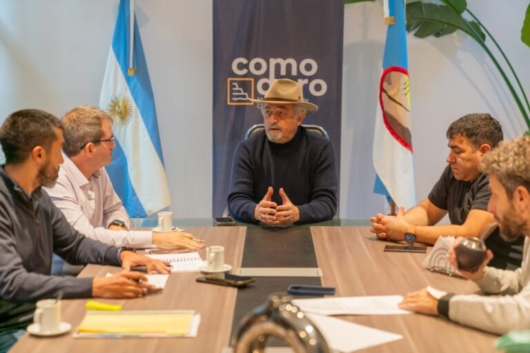 Reunión con Camuzzi y contratistas para optimizar obras de gas