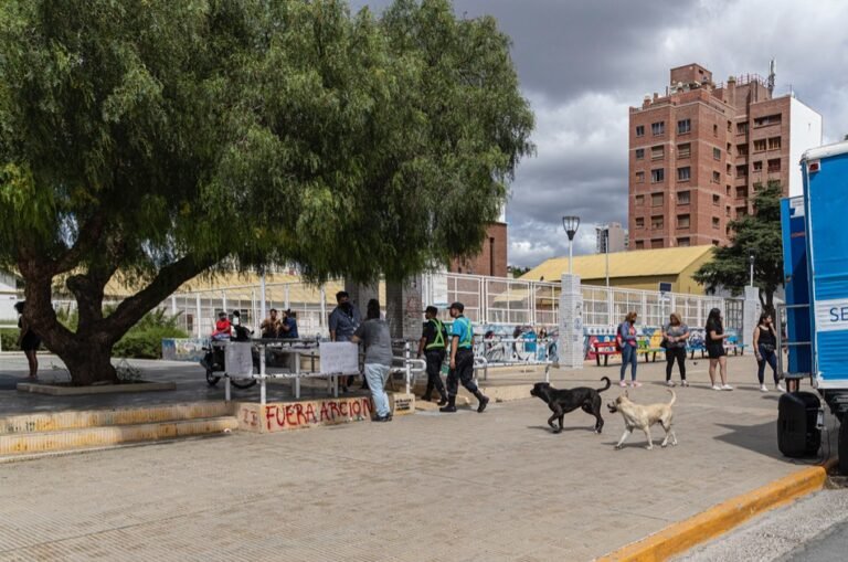 Movilización por recortes a prestaciones para personas con discapacidad