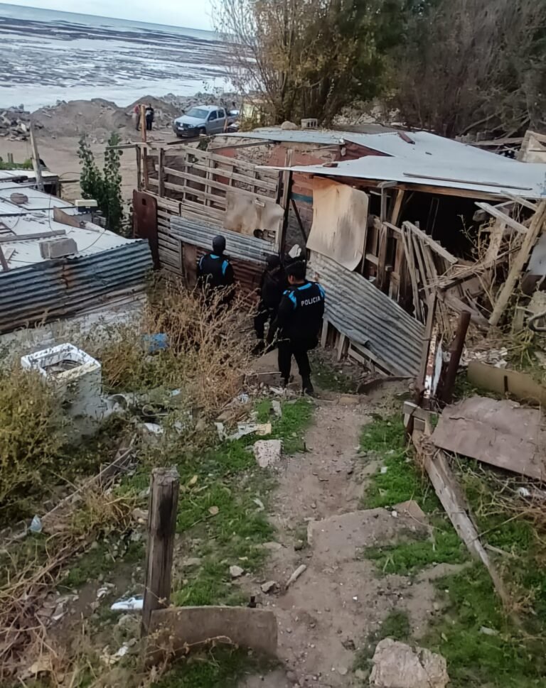 Desalojo de ocupantes ilegales en Stella Maris