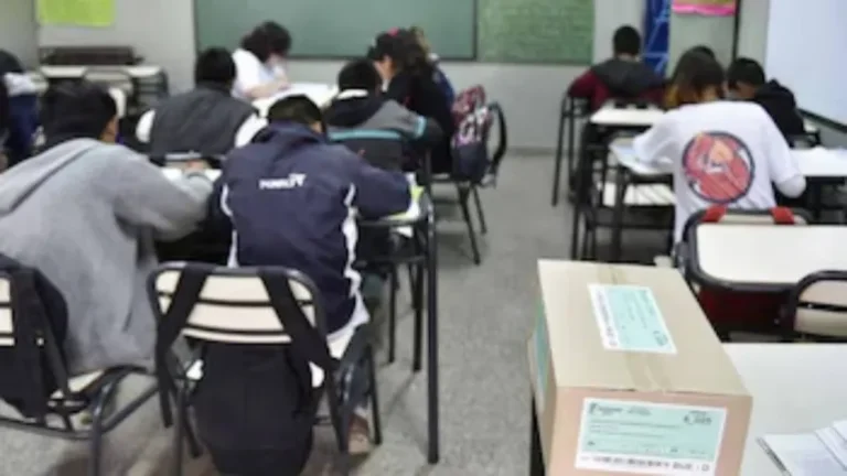 Un alumno golpeó al director de un colegio y tuvieron que poner custodia policial