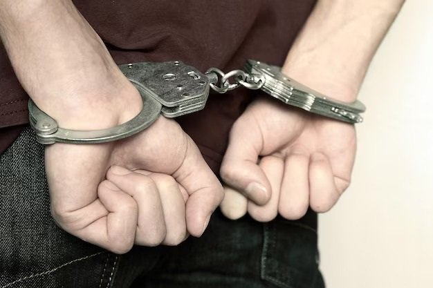 Imputaron a un hombre por exhibiciones obscenas frente a un menor en un shopping