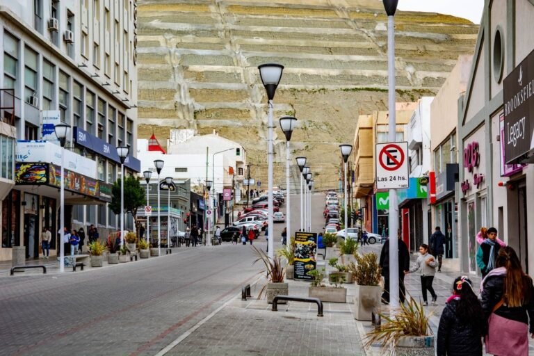 Empleados de comercio adhieren al paro nacional: “En 3 meses tuvimos casi 250 despidos”