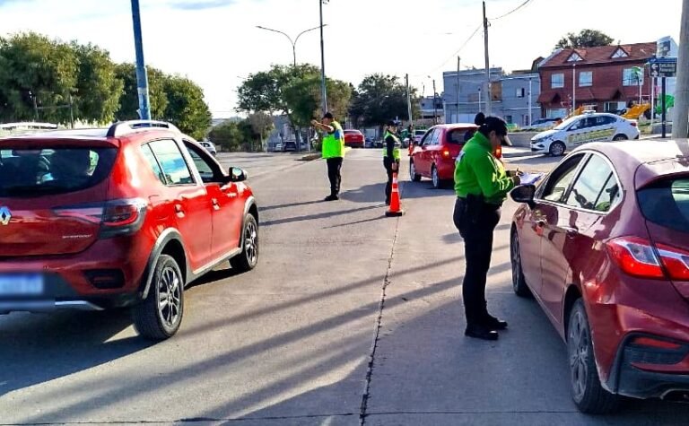 Más de 9.300 vehículos controlados durante el fin de semana: 81 conductores con alcoholemia positiva