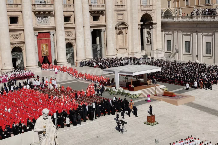 Más de 250.000 personas despidieron al papa Francisco