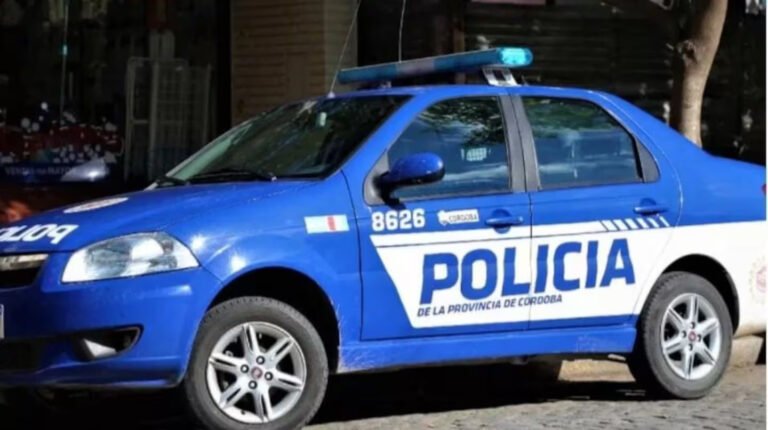 Entró a robar a un comercio, quedó atrapado y los dueños lo encontraron cuando abrieron