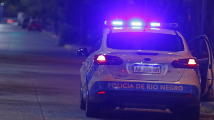 Se atrincheró y usó a su hija de 7 años como escudo para evitar ser detenido