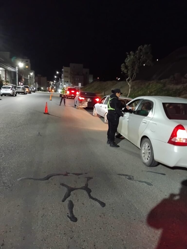 Cinco alcoholemias positivas en un control realizado en Sarmiento y 9 de julio