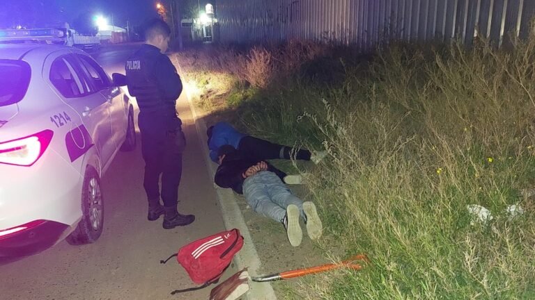 Tras una persecución, atraparon a dos hombres que robaron herramientas de una empresa