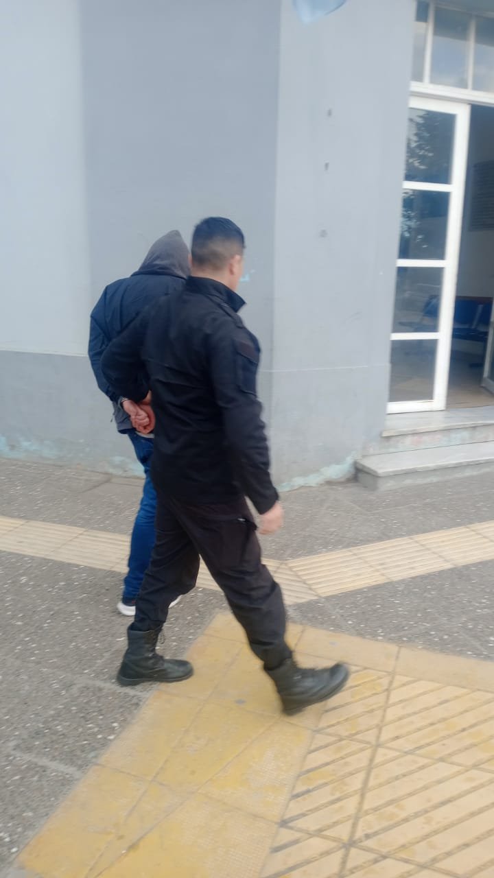 Fuga frustrada: lo atraparon a pocas cuadras tras robar en una farmacia