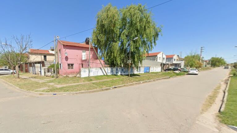 Fue acusado de abusar de su sobrina de seis años y baleó al papá de la nena cuando lo enfrentó: está prófugo