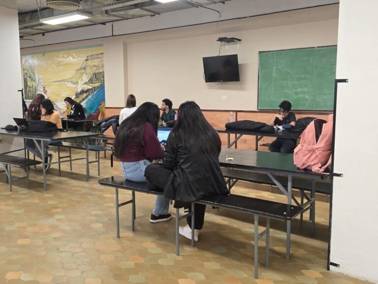 Con menú a $250, el comedor universitario recibe a casi 300 alumnos todos los días