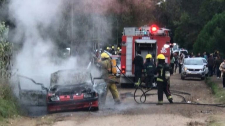Acusaron a un portero de abusar de una nena de 3 años: los vecinos le incendiaron la casa y el auto