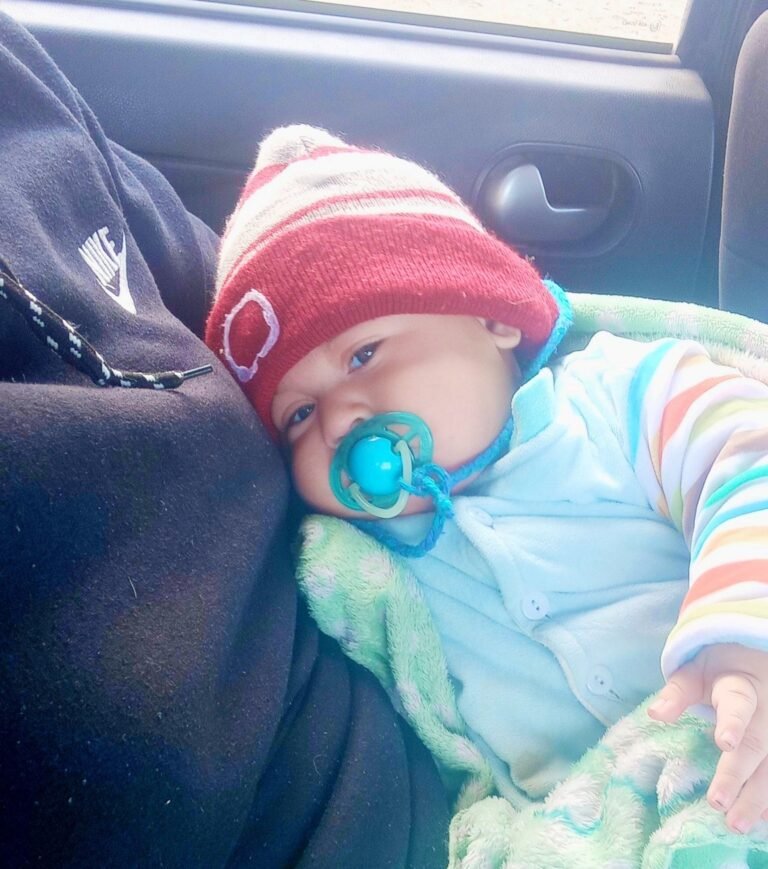 Alerta: una madre denuncia que intentaron secuestrar a su bebé cerca del Hospital Regional