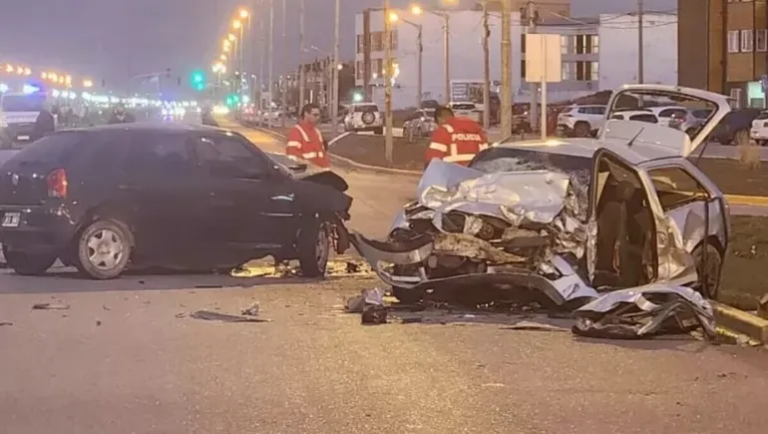 Choque fatal en Ruta 3: murieron dos personas y un padre con sus hijos está grave