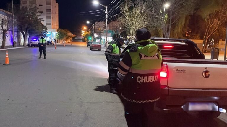 Casi 8.000 vehículos controlados durante el fin de semana: 36 conductores apartados de las rutas