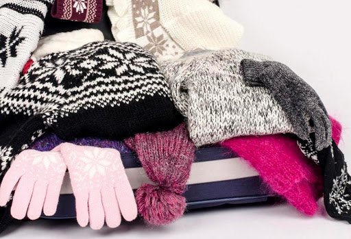 El Centro Vanguardia lanzó una colecta de abrigo para reforzar el Perchero Solidario