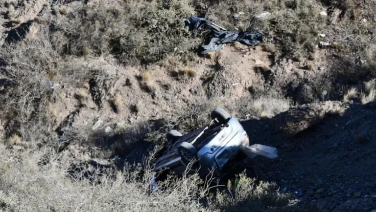 Intentó asesinar a su ex arrojándola de un barranco: fue condenado, pero seguirá en libertad