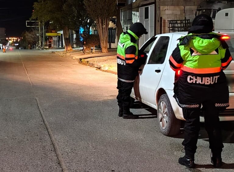 Controlan más de 8.500 vehículos y retiran 63 conductores de la vía pública durante el fin de semana largo