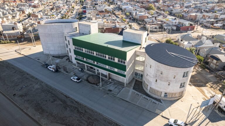 Se reactivó de la construcción, de la obra del Centro de Encuentro Zona Sur