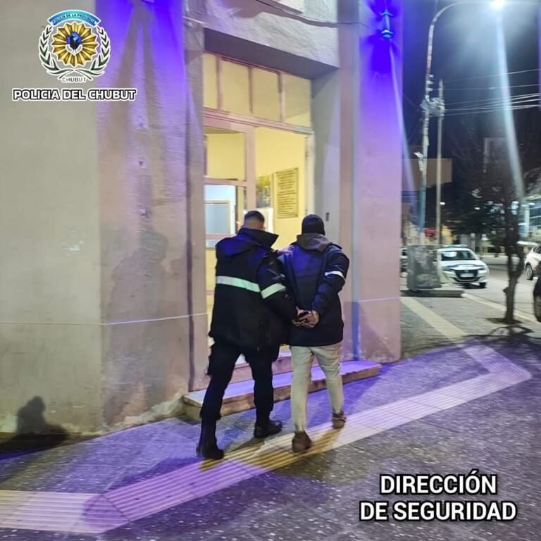 Una pelea terminó con un detenido en pleno Centro
