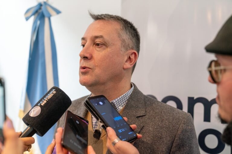 Renuncia en el Gabinete: Carlos Jurich deja la Secretaría de Ordenamiento Territorial