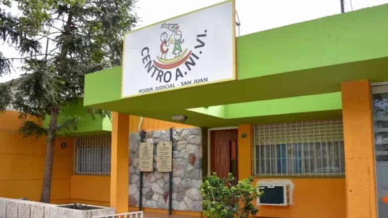 Condenaron a una mujer que prostituía a su sobrina discapacitada a cambio de cerveza