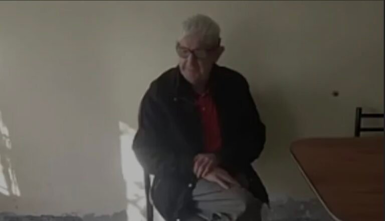 Fin del calvario para Bartolo: el abuelo al que un nieto dejó en la calle recuperó su casa