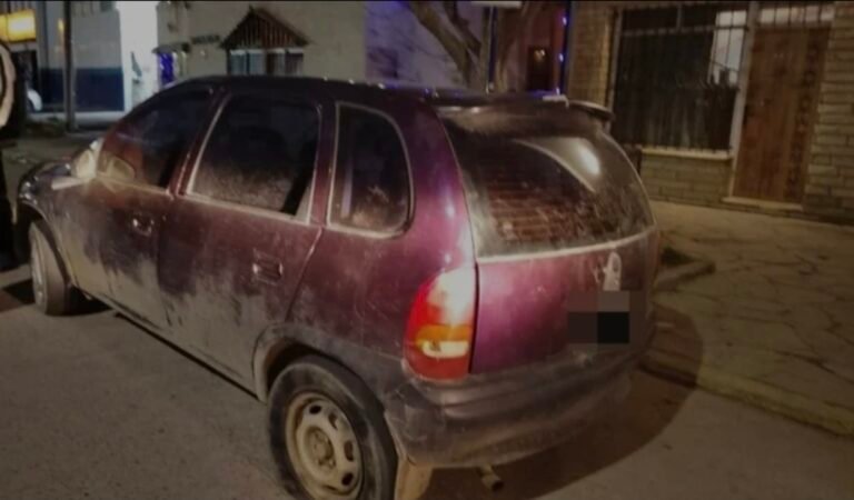 Dejó su auto en el taller para que se lo arreglaran, pero se lo vendieron