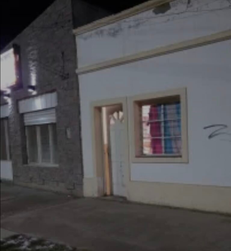 Indignación: robaron alimentos y pañales de la sede de Cáritas