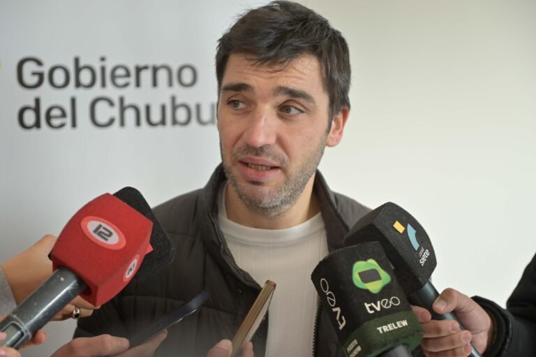 Torres destacó la primera demanda por extinción de dominio a ex funcionario público condenado por corrupción