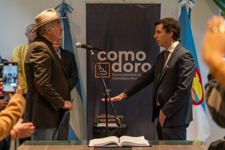 Asumieron Ezequiel Turienzo y Fernando Ostoich como nuevos funcionarios del Municipio