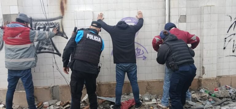 Buscan identificar a los limpiavidrios de la ciudad y los espacios que utilizan para dormir