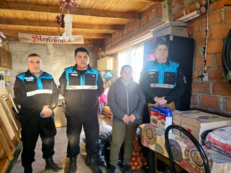 Cambiaron bebidas secuestradas por leche para un merendero: “Es muy gratificante ayudar a los chicos”