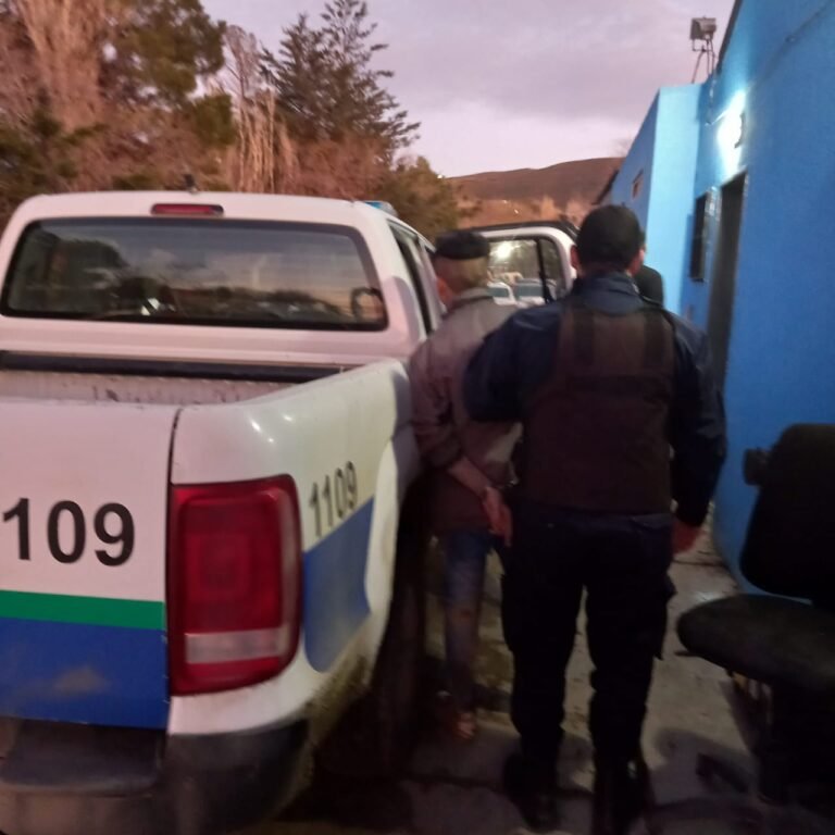 Amenazó a una mujer con un cuchillo tras intentar sustraer un lavarropas