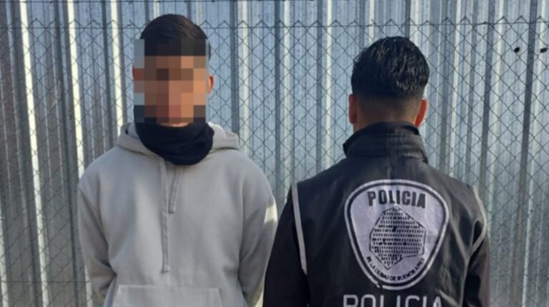 Detuvieron a un futbolista del Ascenso antes de un partido: tenía pedido de captura por intento de homicidio