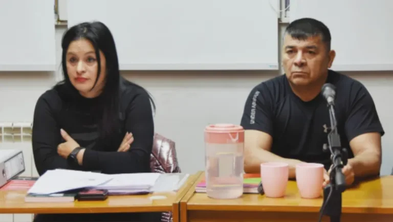 Tras partirle el cráneo a un exempleado, le pagará $100 millones para evitar ir a juicio