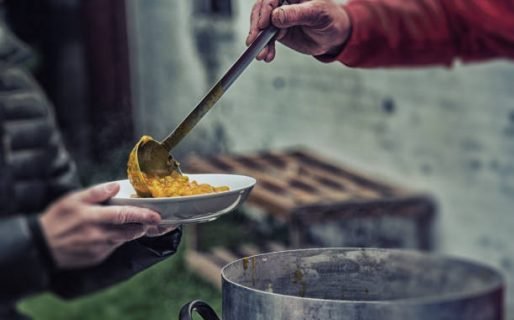 Gimnasia impulsa una colecta para hacer una olla solidaria y colaborar con un merendero