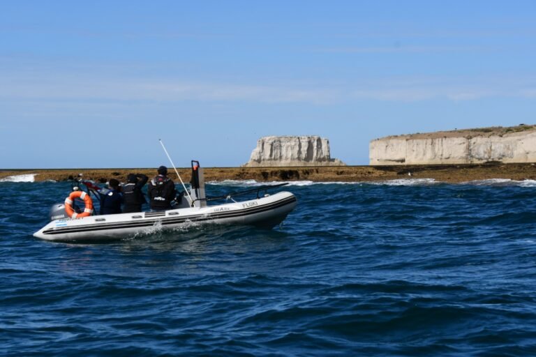 Habilitan las primeras excursiones náuticas turísticas en Comodoro