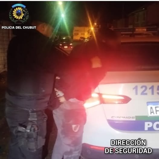 Fue descubierto robando una moto secuestrada en la Cuarta y no logró escapar