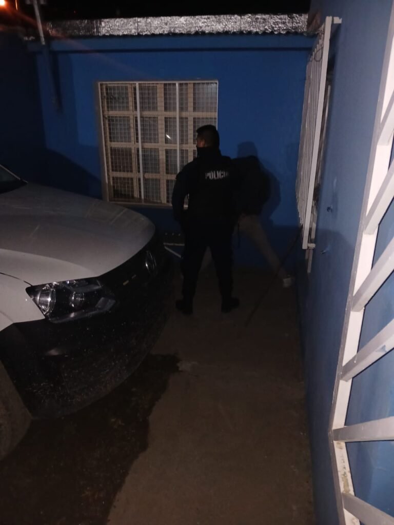 Intentaron entrar a robar al CAPS del San Martín y un vecino avisó a la policía