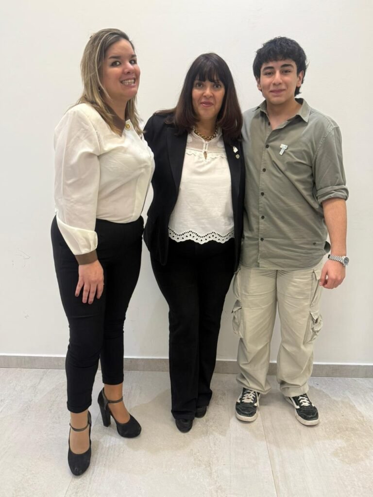 Cambio de autoridades en la Familia Rotary Comodoro Rivadavia para el periodo 2025-2026